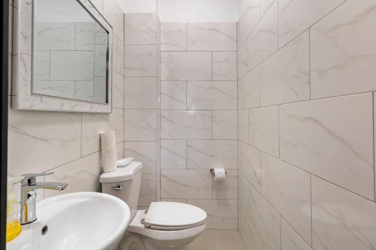 Brand New Pool Manor Park With Wifi Centrally-Located Kingston Exterior photo